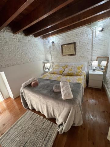 Airbhouse Private Rooms & Apartments Seville Exterior photo